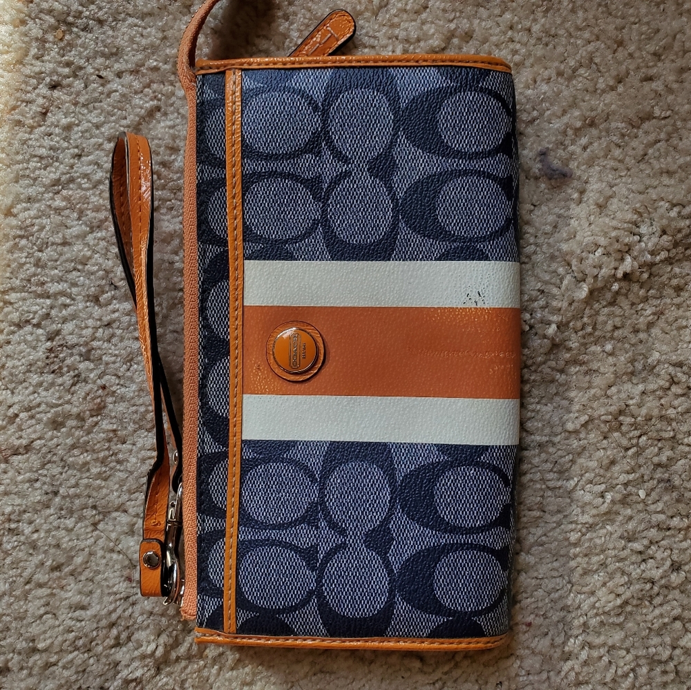 Coach wallet
